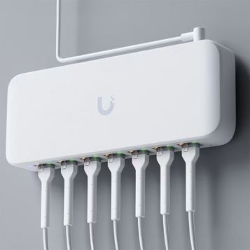 Ubiquiti UniFi 8 Port GbE Layer 2 PoE Network Switch - USW-Ultra-60W